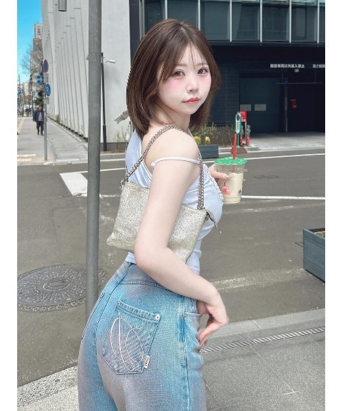 Darich（ダーリッチ）の「ミッドライズデニムパンツ（デニム