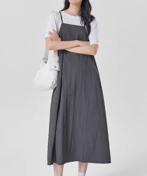 gossip！ロサンゼルス（ゴシップロサンゼルス）の「サイドギャザーキャミソールワンピース（ワンピース・レディース・ブラック/グレイッシュベージュ/オフホワイト/グレー・FREE）」の11枚目の写真