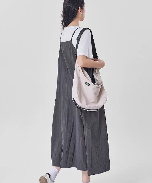 gossip！ロサンゼルス（ゴシップロサンゼルス）の「サイドギャザーキャミソールワンピース（ワンピース・レディース・ブラック/グレイッシュベージュ/オフホワイト/グレー・FREE）」の14枚目の写真