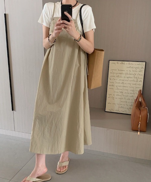 gossip！ロサンゼルス（ゴシップロサンゼルス）の「サイドギャザーキャミソールワンピース（ワンピース・レディース・ブラック/グレイッシュベージュ/オフホワイト/グレー・FREE）」の16枚目の写真