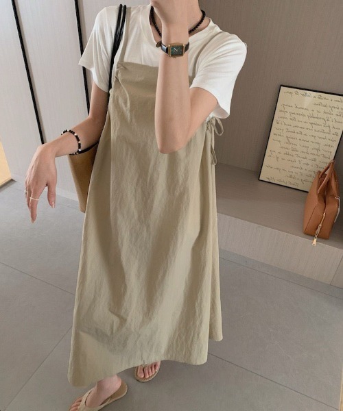 gossip！ロサンゼルス（ゴシップロサンゼルス）の「サイドギャザーキャミソールワンピース（ワンピース・レディース・ブラック/グレイッシュベージュ/オフホワイト/グレー・FREE）」の18枚目の写真
