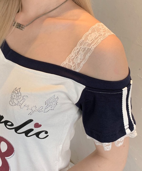 lilful(リルフル)の「ラインストーンデザイン ワンショルダーレース クロップドナンバリングトップス(Tシャツ/カットソー・レディース・ホワイト/ネイビー・M/L)」の21枚目の写真