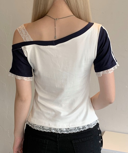 lilful(リルフル)の「ラインストーンデザイン ワンショルダーレース クロップドナンバリングトップス(Tシャツ/カットソー・レディース・ホワイト/ネイビー・M/L)」の22枚目の写真