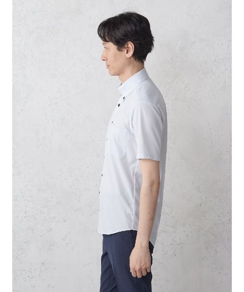 Perfect Suit FActory（パーフェクトスーツファクトリー）の「【完全 ノーアイロン/防汚抗菌/吸汗速乾/冷却素材】WEB限定　半袖アイシャツ　別布　ストライプ織　ホワイト/サックス（ビジネスシャツ・メンズ・ホワイト/サックスブルー・M/L/LL/3L/S）」の12枚目の写真