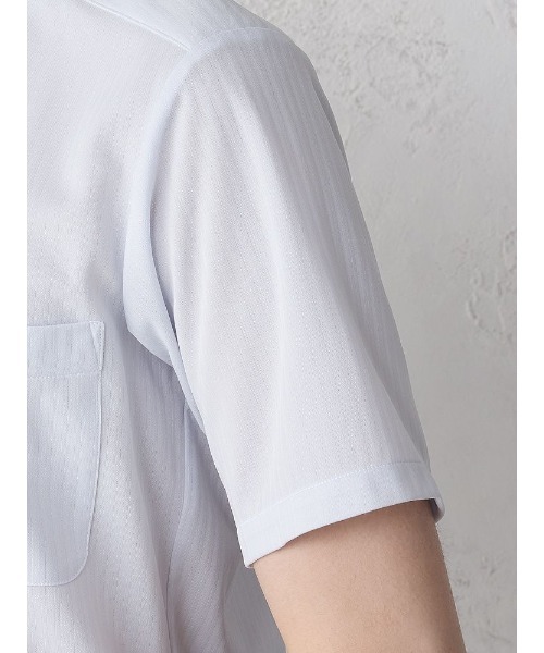 Perfect Suit FActory（パーフェクトスーツファクトリー）の「【完全 ノーアイロン/防汚抗菌/吸汗速乾/冷却素材】WEB限定　半袖アイシャツ　別布　ストライプ織　ホワイト/サックス（ビジネスシャツ・メンズ・ホワイト/サックスブルー・M/L/LL/3L/S）」の15枚目の写真