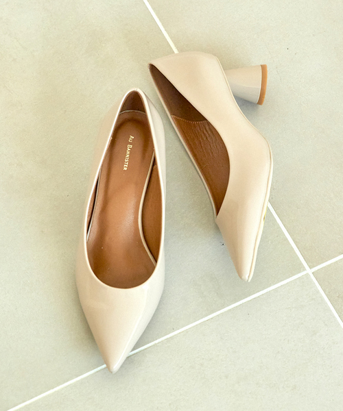 Au BANNISTER（オゥバニスター）の「ポインテッドトゥパンプス（パンプス・レディース・ブラック/ピンクベージュ/ブラウン・36/37/38/39/35）」の3枚目の写真