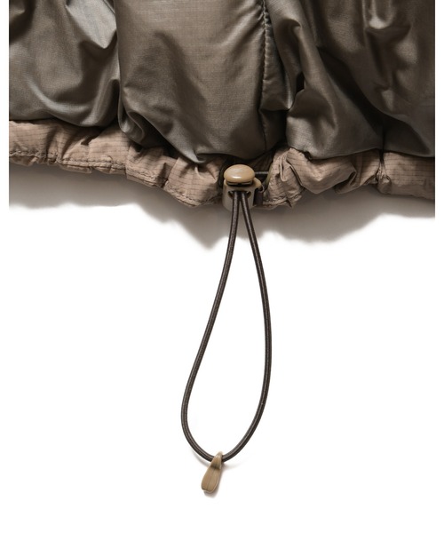 F.C.Real Bristol（エフシーレアルブリストル）の「FIELD DOWN VEST（ダウンベスト・メンズ・ブラック/ベージュ/セージグリーン・LARGE/MEDIUM/X-LARGE/SMALL/XX-LARGE）」の19枚目の写真