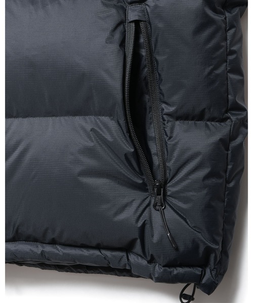 F.C.Real Bristol（エフシーレアルブリストル）の「FIELD DOWN VEST（ダウンベスト・メンズ・ブラック/ベージュ/セージグリーン・LARGE/MEDIUM/X-LARGE/SMALL/XX-LARGE）」の12枚目の写真