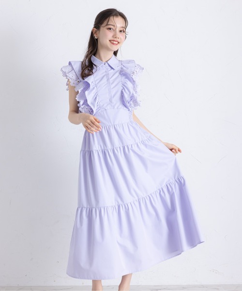 tocco closet(トッコ クローゼット)の「フラワーレース×フリル付きティアードシャツワンピース(ワンピース・レディース・オフホワイト/ラベンダー/ボルドー・M)」の2枚目の写真