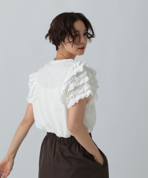 LEPSIM（レプシィム）の「袖フリルデザインプルオーバーSS　574394（Tシャツ/カットソー・レディース・チャコールグレー/オフホワイト/ブルー/カーキ・FREE）」の12枚目の写真