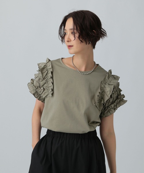 LEPSIM（レプシィム）の「袖フリルデザインプルオーバーSS　574394（Tシャツ/カットソー・レディース・チャコールグレー/オフホワイト/ブルー/カーキ・FREE）」の8枚目の写真