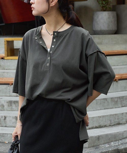 ヘンリーネック ドロップショルダー オーバーサイズ半袖Tシャツ