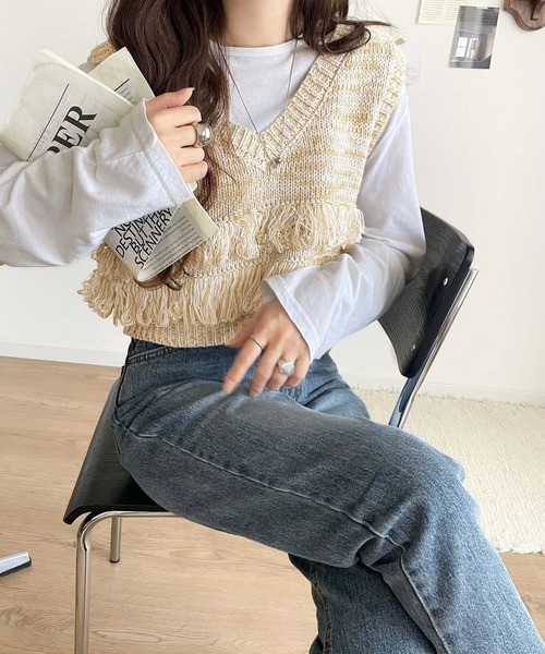 mily bilet（ミウィビレット）の「【mily bilet】トレンドのフリンジディテールで、華やかさをプラスしたニットベスト（ベスト・レディース・アイボリー/ブラウン・SMALL/MEDIUM/LARGE/X-LARGE）」の3枚目の写真