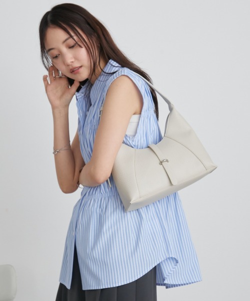 Aunt Marie's(アントマリーズ)の「フロントベルトミニショルダーバッグ(ショルダーバッグ・レディース・モカ/ブラック/アイボリー・FREE)」の8枚目の写真