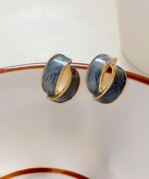 yu-ka（ユーカ）の「YU-KA:レトロマーブルデザインピアス retro marble design pierce（ピアス（両耳用）・レディース・ゴールド・FREE）」の3枚目の写真