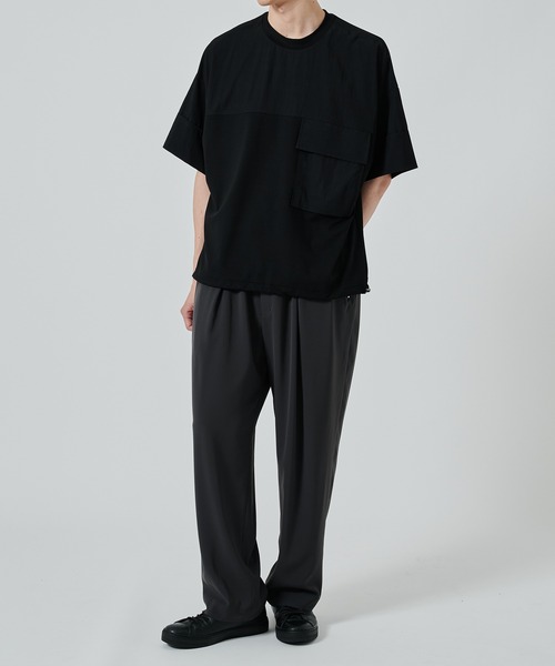 UJOH（ウジョー）の「【UJOH HOMME】別注 Front Switch BOX T（Tシャツ/カットソー・メンズ・ベージュ/ブラック・4/5）」の3枚目の写真