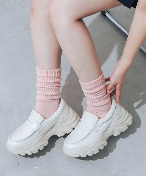 EVOL(イーボル)の「【S-LLサイズ展開・軽量】スニーカーソールローファー IZ5849(ローファー・レディース・ブラック系その他/ブラウン/ブラック/ブラック系その他2/アイボリー/ブラウン系その他・LL/S/M/L)」の22枚目の写真