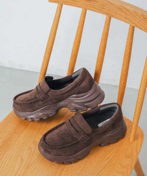 EVOL(イーボル)の「【S-LLサイズ展開・軽量】スニーカーソールローファー IZ5849(ローファー・レディース・ブラック系その他/ブラウン/ブラック/ブラック系その他2/アイボリー・LL/S/M/L)」の6枚目の写真