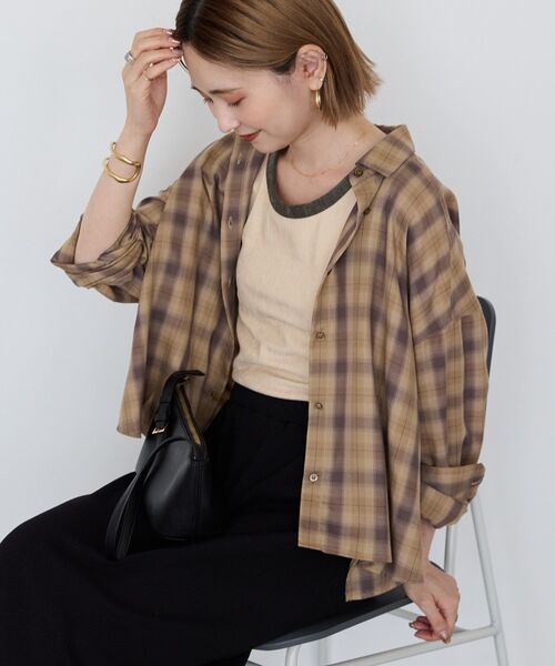 AMERICAN HOLIC（アメリカンホリック）の「イージーケアチェックショート丈シャツ（シャツ/ブラウス・レディース・ブラック/グレー/ベージュ・M/L）」の6枚目の写真