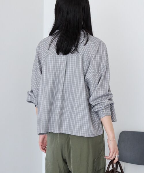 AMERICAN HOLIC（アメリカンホリック）の「イージーケアチェックショート丈シャツ（シャツ/ブラウス・レディース・ブラック/グレー/ベージュ・M/L）」の19枚目の写真