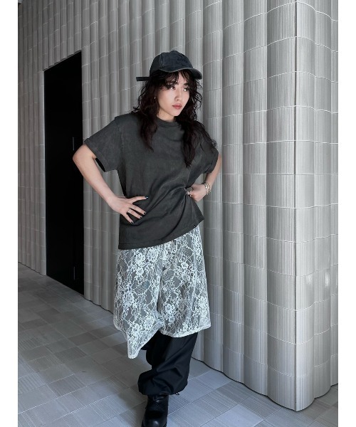 ELCHELE(エルチェレ)の「PIGMENT UNIVERSAL LARGE TEE(Tシャツ/カットソー・レディース・ミント/ホワイト/スミクロ・FREE)」の7枚目の写真