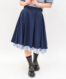 バックフリルミドルスカート