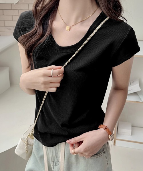 Miniministore(ミニミニストア)の「UネックTシャツ レディース 半袖 夏服(Tシャツ/カットソー・レディース・ワインレッド/モカ/ブラック/オフホワイト・FREE)」の9枚目の写真