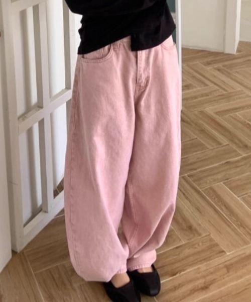 Aelina(エリナ)の「オーバーサイズデニムパンツ(デニムパンツ・レディース・モカ/ピンク・L/M/S)」の14枚目の写真
