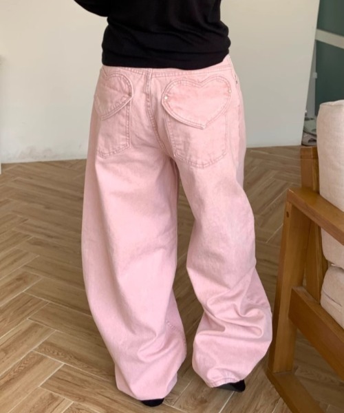 Aelina(エリナ)の「オーバーサイズデニムパンツ(デニムパンツ・レディース・モカ/ピンク・L/M/S)」の19枚目の写真
