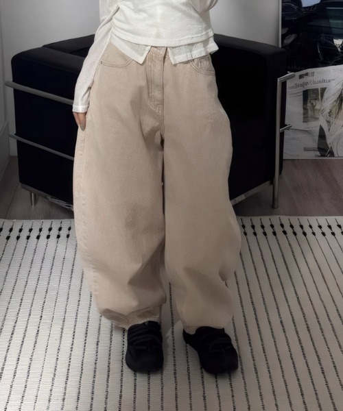 Aelina(エリナ)の「オーバーサイズデニムパンツ(デニムパンツ・レディース・モカ/ピンク・L/M/S)」の9枚目の写真