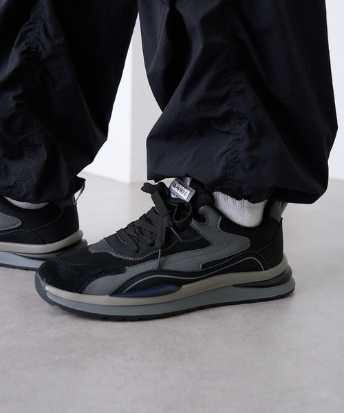 GERMAN TRAINER（ジャーマントレーナー）の「【SETUP7】レトロランニングスニーカー KNF-TP（スニーカー・メンズ・グレー/ブラック・44/42/40）」の2枚目の写真