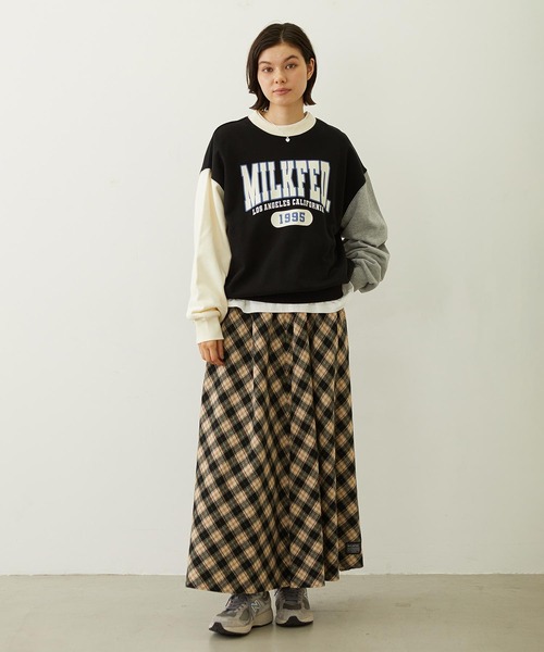 MILKFED.（ミルクフェド）の「COLOR BLOCK SWEAT TOP（スウェット・レディース・ライトブルー/ブラック/オートミール・M/L）」の13枚目の写真