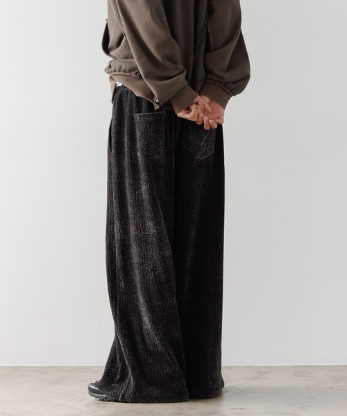 PBLIM（ページボーイリム）の「《UNISEX》ベロアワイドイージーパンツ（その他パンツ・レディース・ブラウン系その他/グレー系その他/ボルドー・LARGE/MEDIUM）」の12枚目の写真