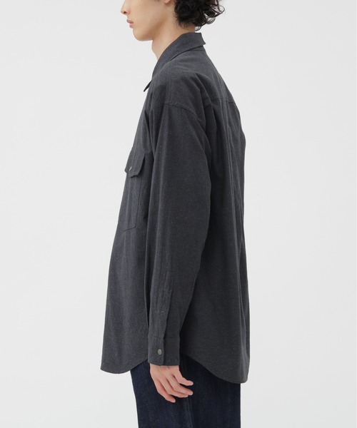 MHL.（エムエイチエル）の「RECYCLED DENIM TWILL（シャツ/ブラウス・メンズ・ブラック・SMALL/MEDIUM/LARGE）」の6枚目の写真