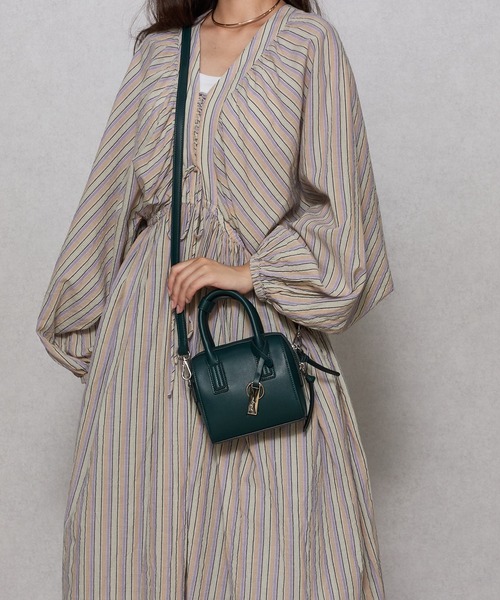Ungrid(アングリッド)の「【Ungrid/アングリッド】 シンプルスムース ミニボストンバッグ(ボストンバッグ・レディース・ベージュ/ブラック/ダークグリーン/アイボリー/グレー/キャメル・FREE)」の12枚目の写真