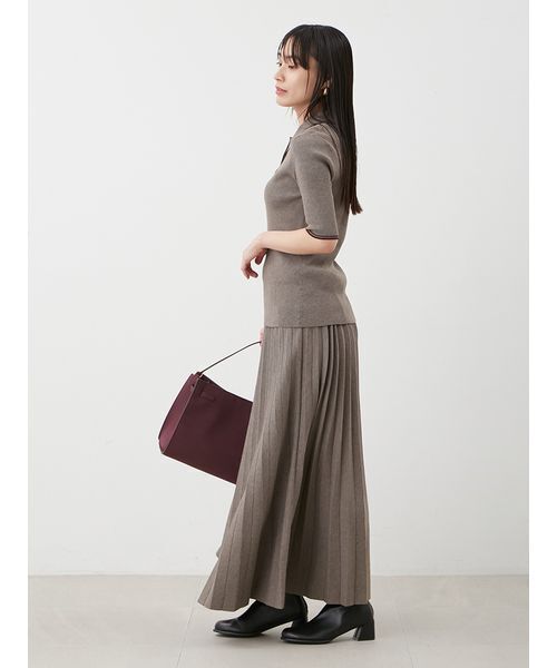 Mila Owen（ミラオーウェン）の「【WEB限定カラー】【セットアップ対応】ポロ衿リブニットプルオーバー（ニット/セーター・レディース・アイボリー/ライトブルー/モカ/バーガンディー/ピンク・0/1）」の6枚目の写真