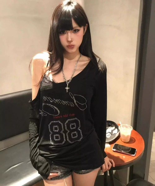 シアー ビジュー ナンバリング オフショルダー ロンT トップス