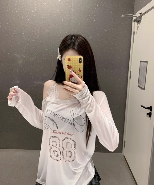 シアー ストーン ナンバリング オフショルダー レイヤード ロンT