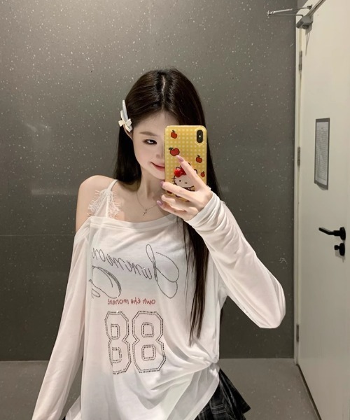 DEVICE(デバイス)の「シアー ストーン ナンバリング オフショルダー レイヤード ロンT トップス Y2K(Tシャツ/カットソー・レディース・ホワイト/ブラック・FREE)」の16枚目の写真