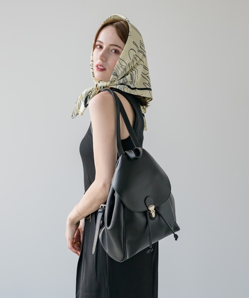 muku(ムク)の「BAG PACK/TRIANGLE(バックパック/リュック・レディース・ブラック/アイボリー・FREE)」の6枚目の写真