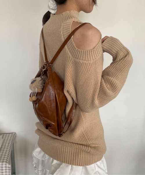 Mejoul（メジュール）の「【3WAY】フェイクレザー ボタンぬいぐるみ付きフラップ ショルダー リュック トート（ショルダーバッグ・レディース・ブラック/ブラウン/キャメル・F）」の13枚目の写真