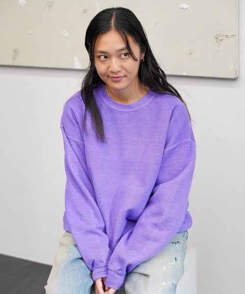 TOWNCRAFT（タウンクラフト）の「TOWNCRAFT / タウンクラフト 90S PIGMENT CREW SWEAT ヴィンテージ加工 ピグメントダイ クルーネックスウェット（スウェット・メンズ・ネイビー/ライトグリーン/ターコイズブルー/グレー/ブラック/ライトブルー/ブルーグレー/オリーブ/ピンク/パープル・MEDIUM/LARGE/XX-LARGE/X-LARGE）」の9枚目の写真