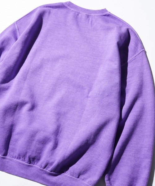 TOWNCRAFT（タウンクラフト）の「TOWNCRAFT / タウンクラフト 90S PIGMENT CREW SWEAT ヴィンテージ加工 ピグメントダイ クルーネックスウェット（スウェット・メンズ・ネイビー/ライトグリーン/ターコイズブルー/グレー/ブラック/ライトブルー/ブルーグレー/オリーブ/ピンク/パープル・MEDIUM/LARGE/XX-LARGE/X-LARGE）」の15枚目の写真