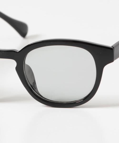 URBAN RESEARCH DOORS（アーバンリサーチドアーズ）の「ウェリントン(調光&偏光レンズ)（メガネ・メンズ・ブルー/ブラック/グリーン・-）」の5枚目の写真