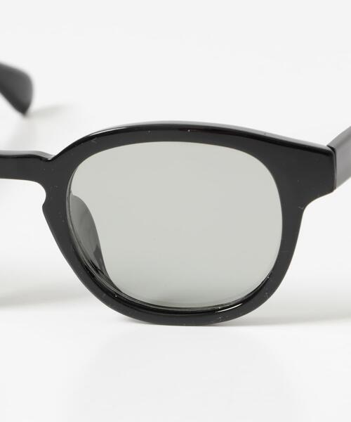 URBAN RESEARCH DOORS（アーバンリサーチドアーズ）の「ウェリントン(調光&偏光レンズ)（メガネ・メンズ・ブルー/ブラック/グリーン・-）」の7枚目の写真