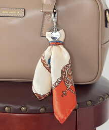 MONO COMME CA（モノコムサ）の「スカーフチャーム（チャーム）」