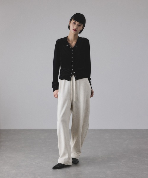 ADAM ET ROPE'（アダムエロペ）の「【サステナブル】カーブスウェットパンツ（その他パンツ・レディース・ホワイト系その他7/グレー・36/38）」の5枚目の写真