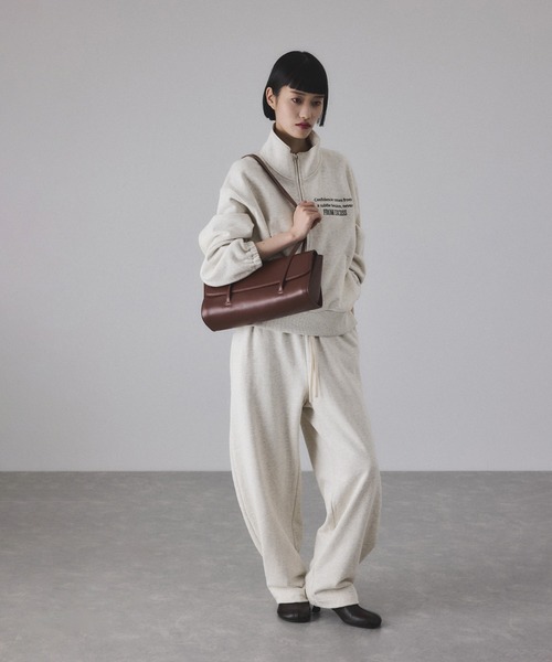 ADAM ET ROPE'（アダムエロペ）の「【サステナブル】カーブスウェットパンツ（その他パンツ・レディース・ホワイト系その他7/グレー・36/38）」の6枚目の写真