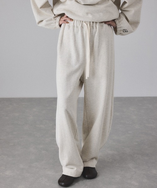 ADAM ET ROPE'（アダムエロペ）の「【サステナブル】カーブスウェットパンツ（その他パンツ・レディース・ホワイト系その他7/グレー・36/38）」の12枚目の写真