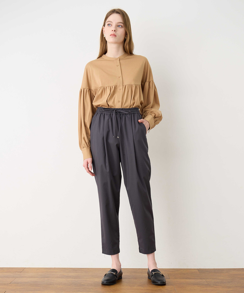 LE SOUK HOLIDAY（ルスークホリデー）の「ストレッチタックテーパードパンツ【6色展開・ウエストゴム・通年素材】（その他パンツ・レディース・オフホワイト/チャコールグレー/ピンク/ワインレッド/モカ/ブラック・S/M/L）」の15枚目の写真